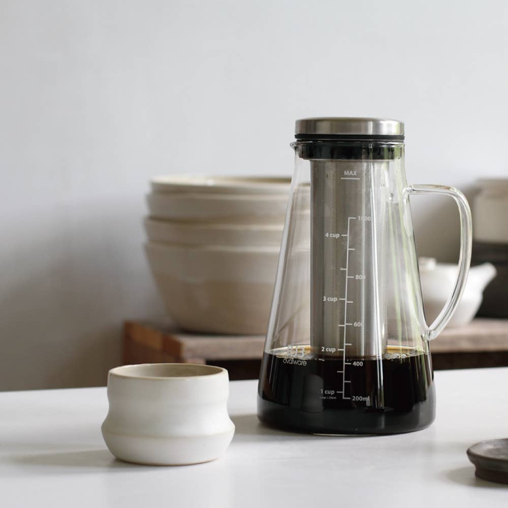 Ovalware - Airtight Cold Brew Iced Coffee Maker Pitcher and Tea Infuser with Spout | 1.0L